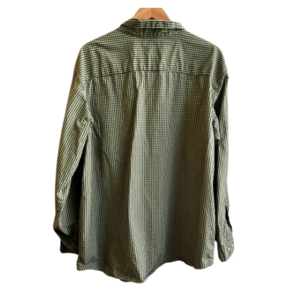 Men's Columbia Long Sleeve Button Down Shirt. Size XXL - Picture 2 of 3